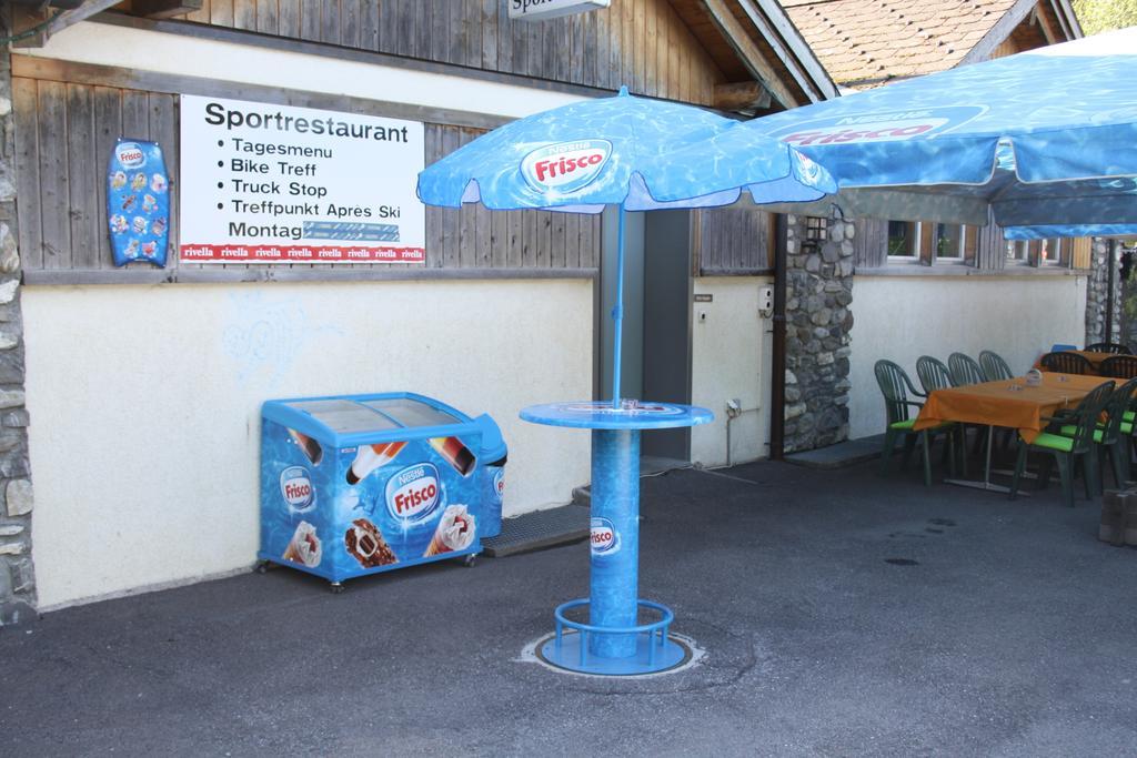 Хостел Sporti Grusch Экстерьер фото